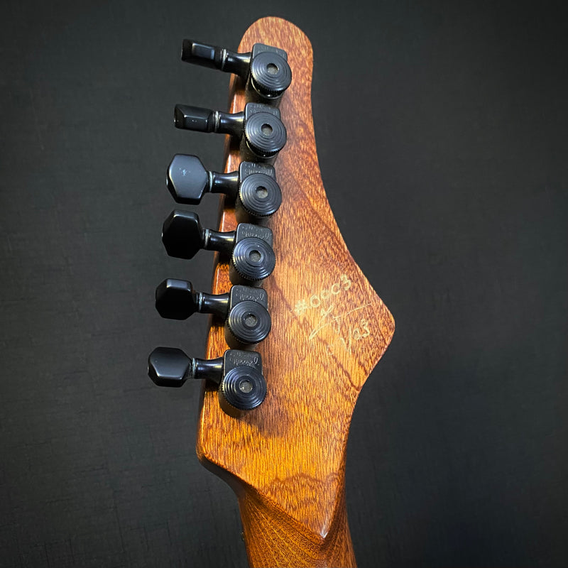 Quader Guitars Mahogany Tone